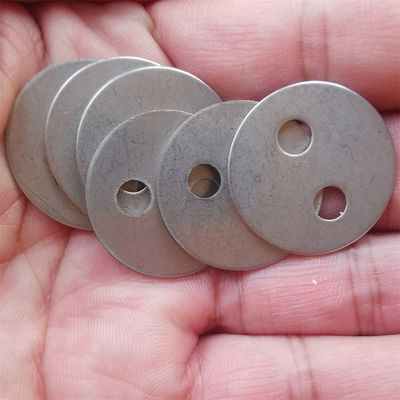 25 mm SS-Schnürspüler mit 2 Löchern zur Herstellung von Isolationsdecken