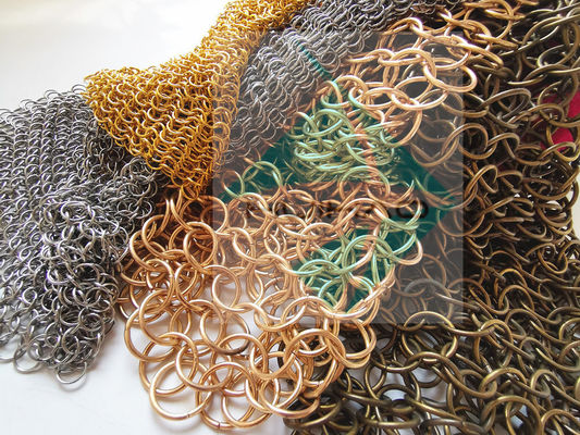 Korridor-Fach-Ring Mesh Curtain Electroplated Colors Finished-Treppenhaus-Isolierungs-Schirm